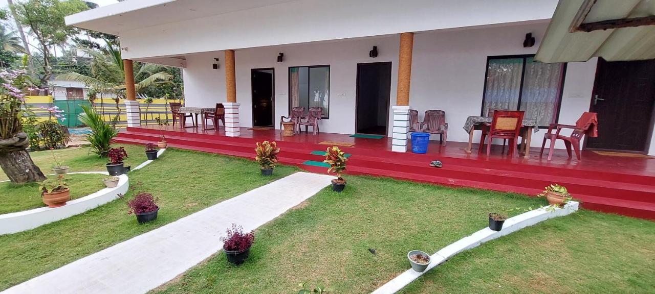 Marari Phoenix Beach Homestay Mararikulam Exterior photo