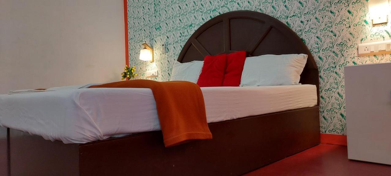 Marari Phoenix Beach Homestay Mararikulam Exterior photo