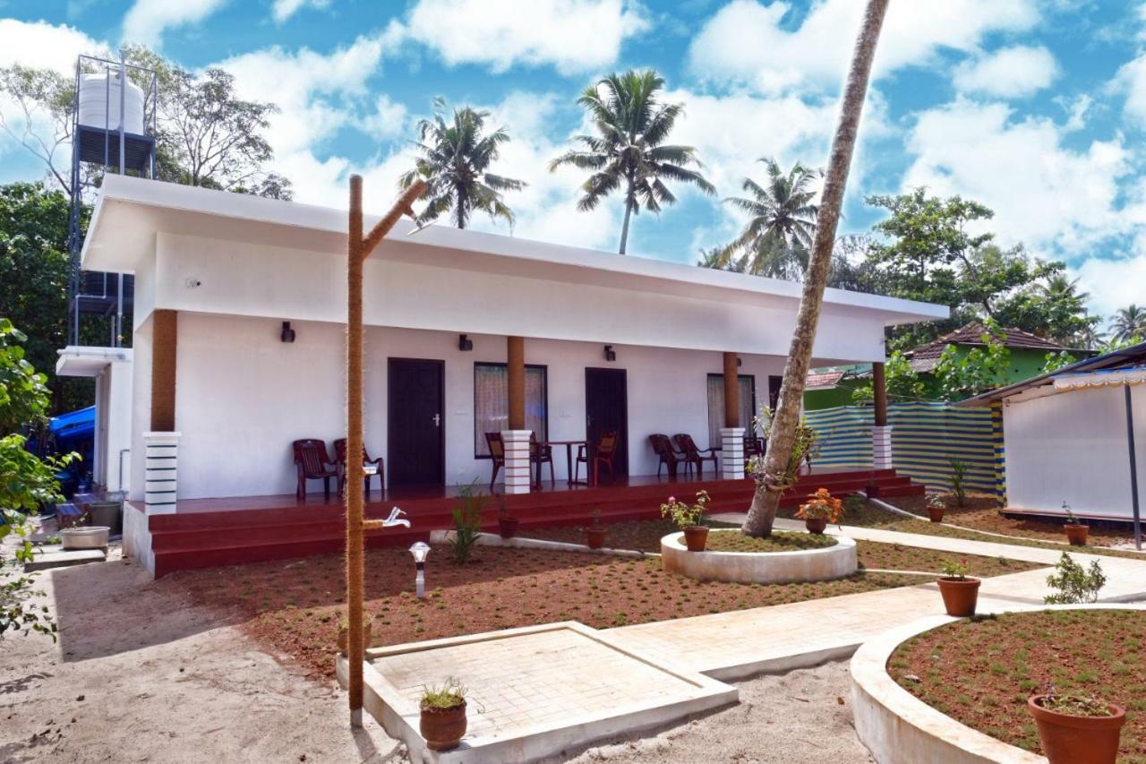 Marari Phoenix Beach Homestay Mararikulam Exterior photo
