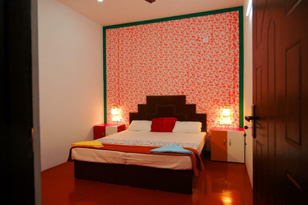Marari Phoenix Beach Homestay Mararikulam Exterior photo