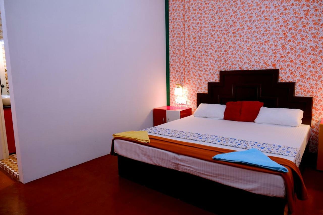 Marari Phoenix Beach Homestay Mararikulam Exterior photo
